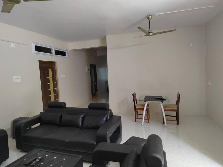 Appartamento Gangi Kota North Flat Kovvur Esterno foto